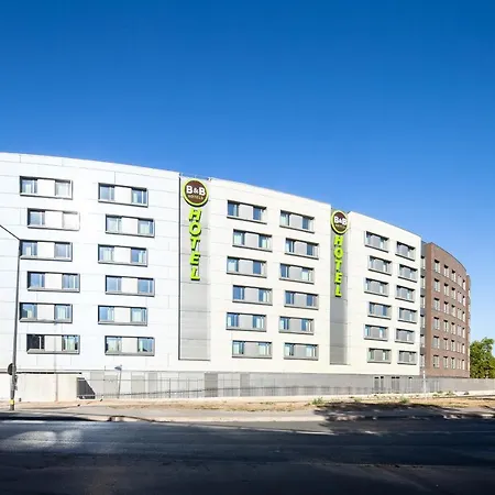 Saint-denis Porte De Paris 3* 圣但尼