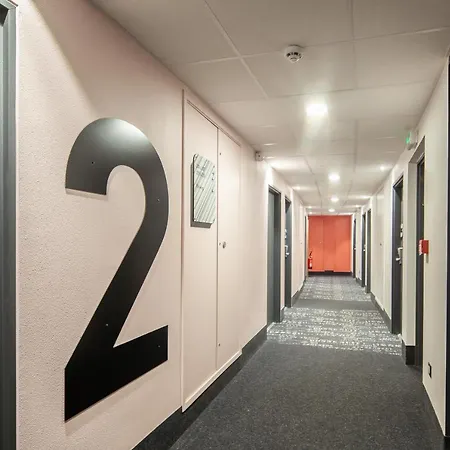 Saint-denis Porte De Paris Hotel