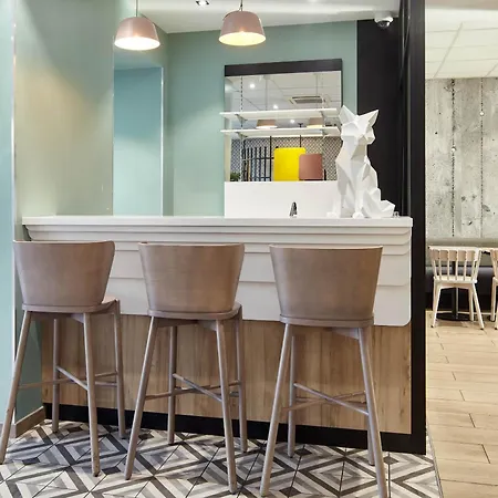 Saint-denis Porte De Paris Hotel 3*