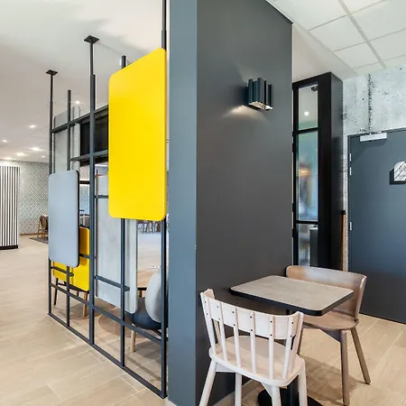Saint-denis Porte De Paris Hotel