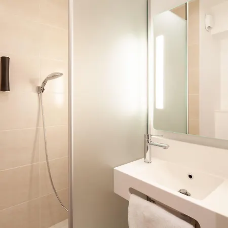 Saint-denis Porte De Paris 3* サン＝ドニ