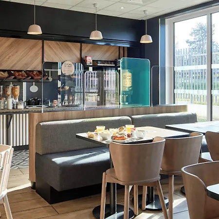 Saint-denis Porte De Paris Szálloda 3*